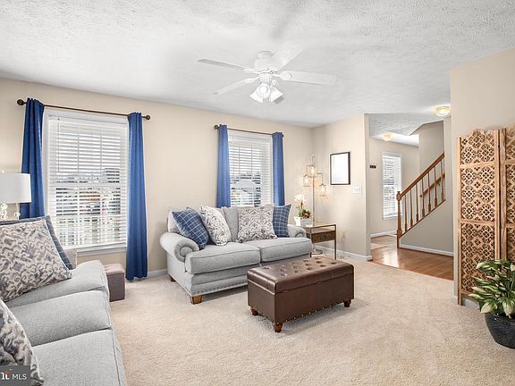 5th image of 6109 Sunny Meadows Dr