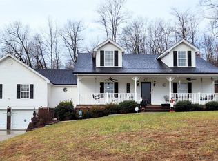 238 D And M Rd, Mckee, KY 40447