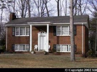 8214 Blairton Rd, Springfield, VA 22152