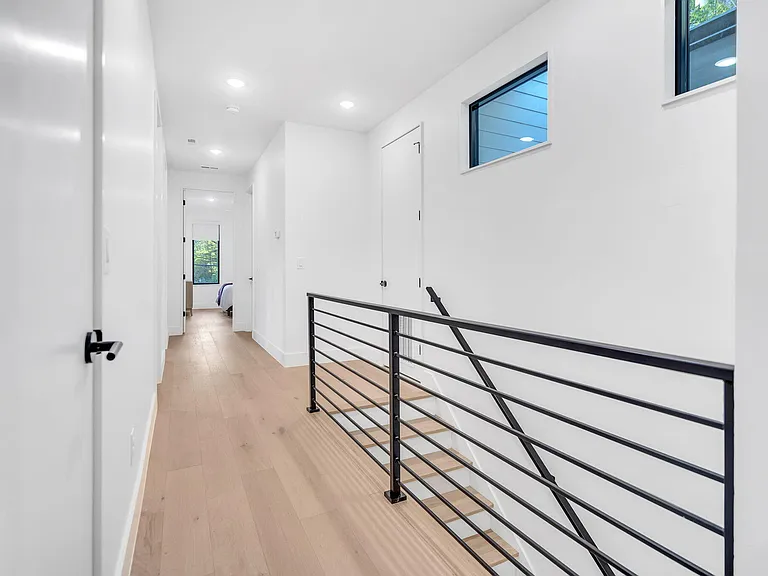 810 Culpepper Ln — Photo 10
