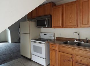 229 Watson Ave APT 3, Fairmont, WV 26554