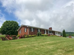 102 Price Heights Rd, Rogersville, TN 37857