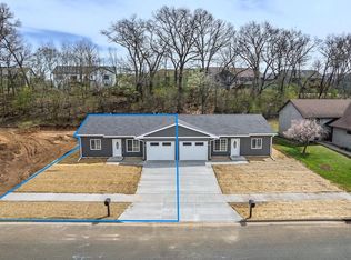 2434 Russell Ct, Reedsburg, WI 53959