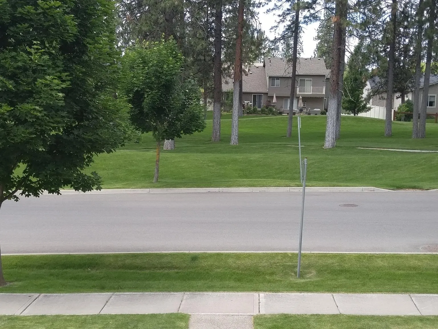 3 bed, 1306 sqft, $2,250 — Photo 3