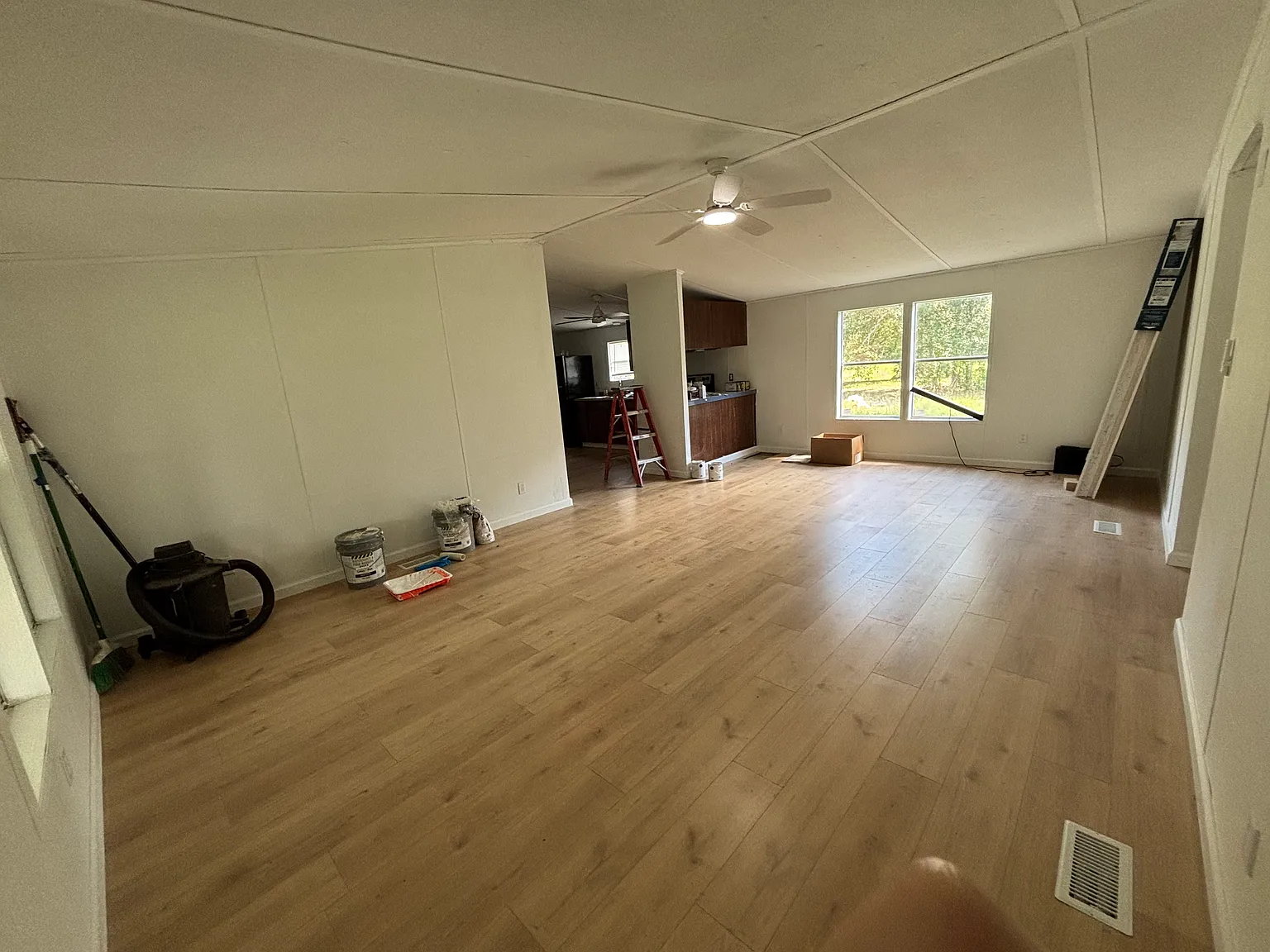 3 bed, 1152 sqft, $1,700 — Photo 3