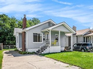 838 Pinecrest Dr, Ferndale, MI 48220