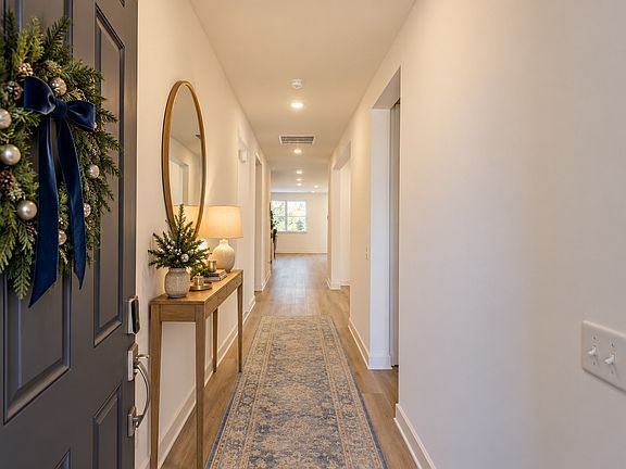 3rd image of 123 W Casa Way