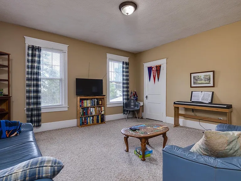 291B Newman Ave — Photo 8
