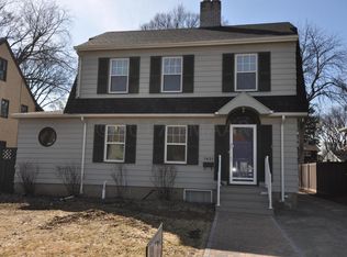 1421 8th St S, Fargo, ND 58103