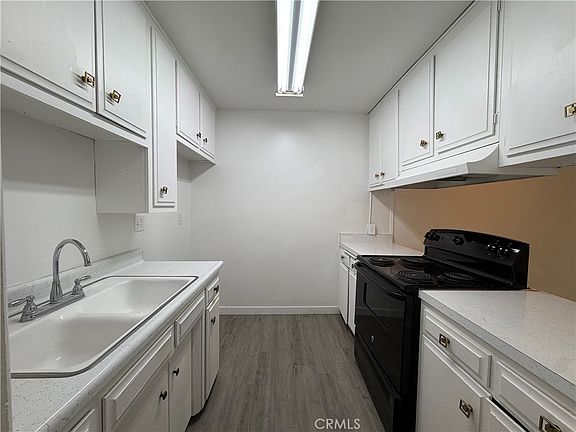 2nd image of 171 E Ralston Ave APT 2