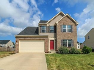 1861 Pinewood Ln, Painesville, OH 44077
