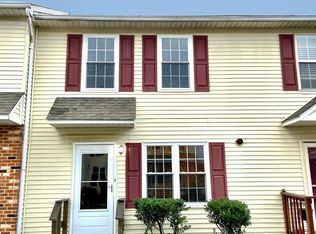 814 Cobble Creek Curv, Newark, DE 19702