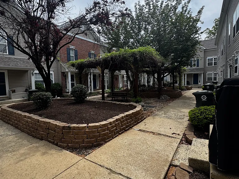 1015 Partridge Pl — Photo 13
