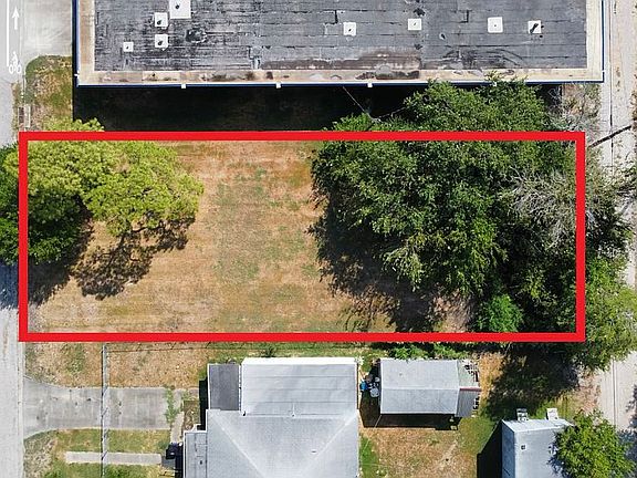 2nd image of 613 14th Ave N