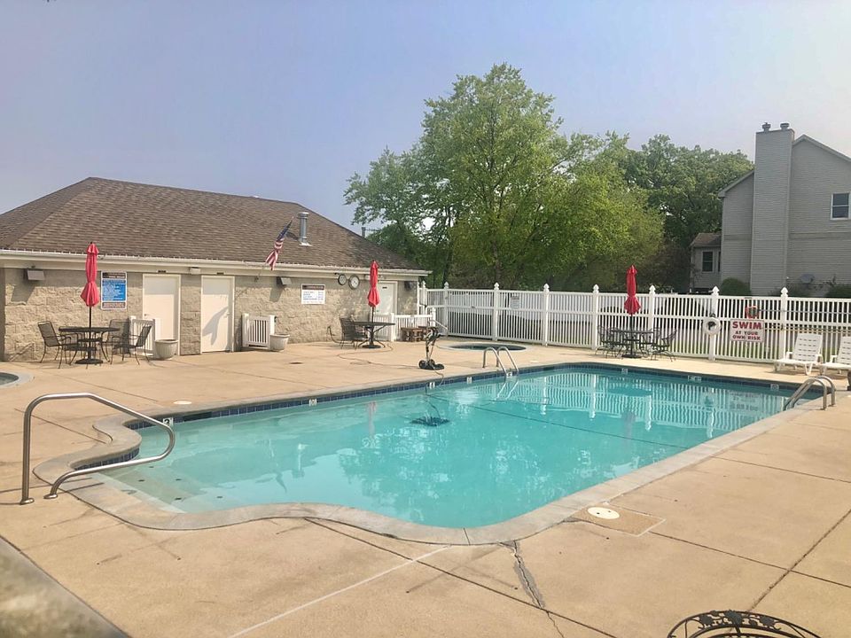 1st image of 2690 Forest Park Dr #463