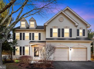 165 Equestrian Dr, New Hope, PA 18938