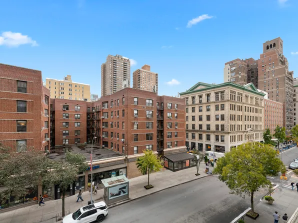 20 East 9th Street image 4 of 21