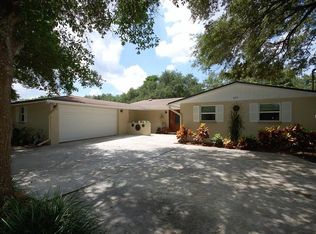 8210 Sunnyslope Dr, Tampa, FL 33615