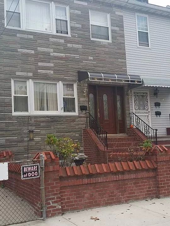 1st image of 926 E 89th St