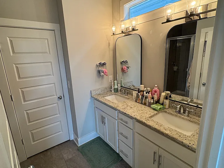 792 Cottage Park Dr — Photo 8