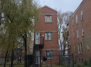 2906 W Flournoy St, Chicago, IL 60612