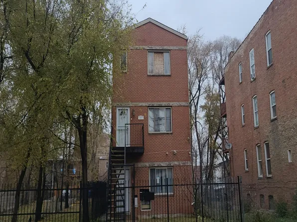 2906 W Flournoy St, Chicago, IL 60612