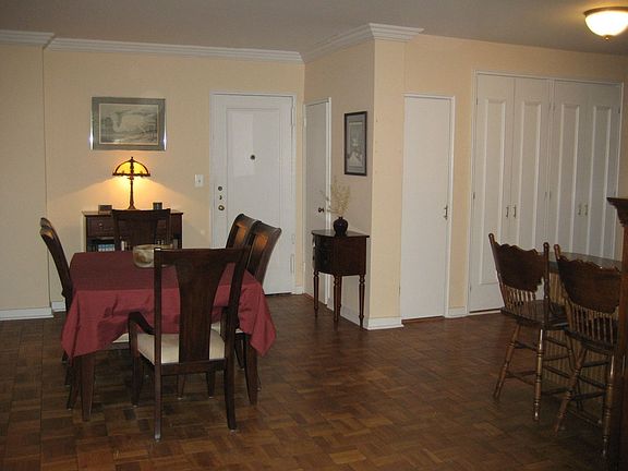 3rd image of 5 Roosevelt Pl APT 1M