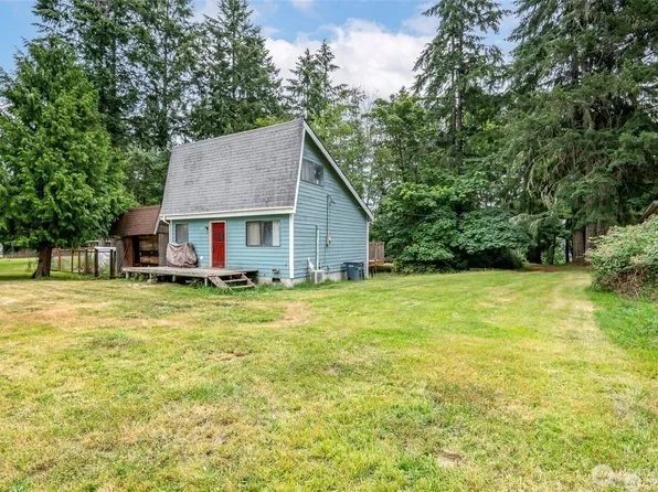 406 E Madrona Drive, Lakebay, WA 98349