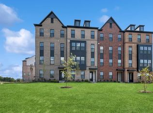 14961 Deco Cir, Chantilly, VA 20151