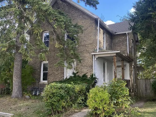1623 Charles St, Racine, WI 53404