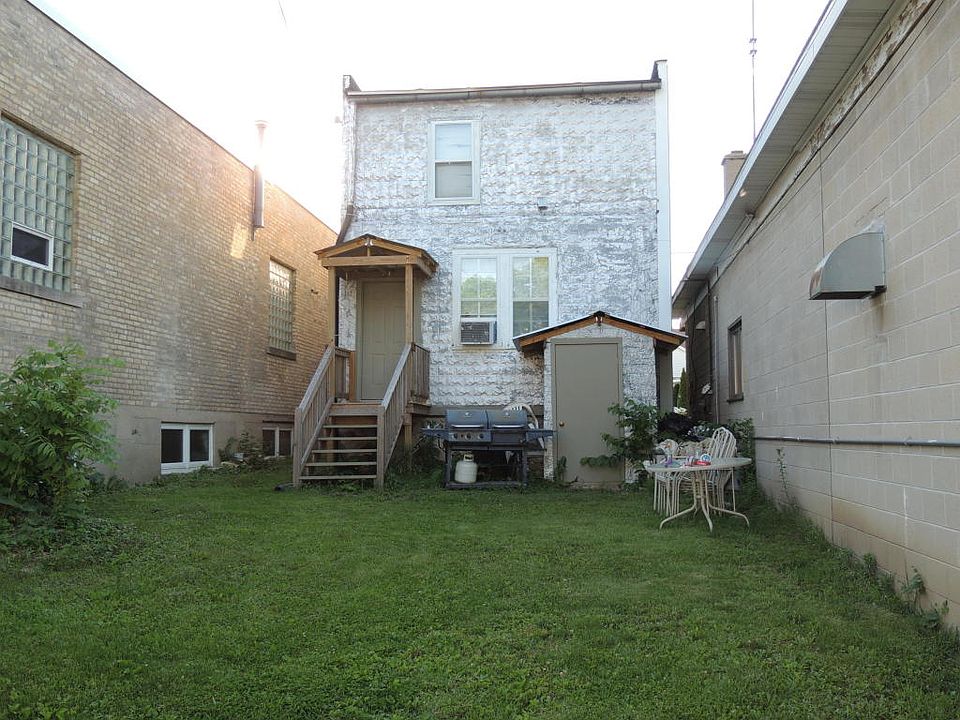 2nd image of 219 S Main St