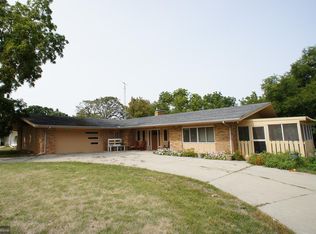701 White Post Dr, Webster City, IA 50595