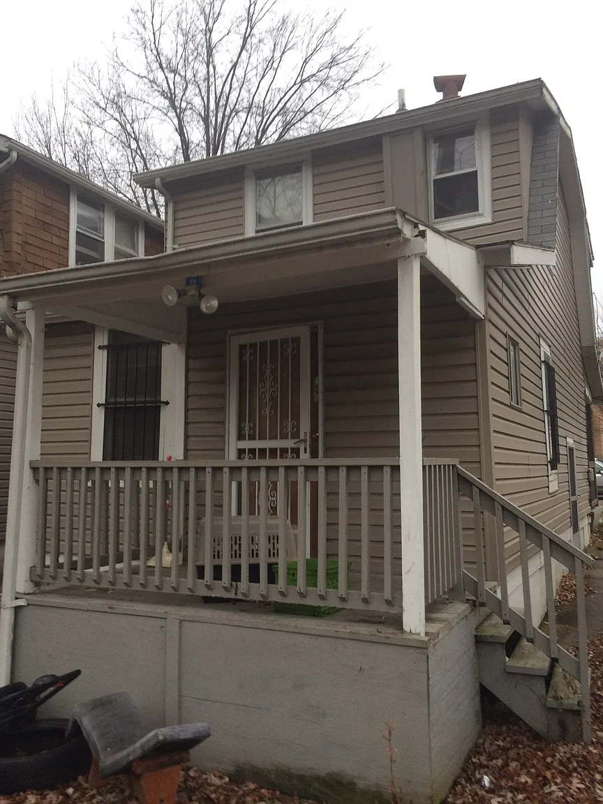 5468 Hamilton Ave photo 1