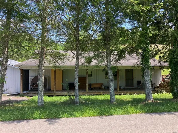 213 Old Oak Ln, Bluff City, TN 37618