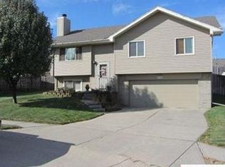 15316 Robin Cir, Omaha, NE 68138