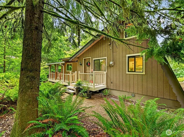 22502 N River Drive, Granite Falls, WA 98252