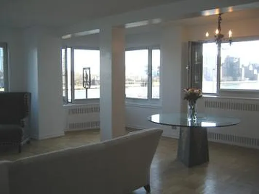 Sold by Corcoran | media 16