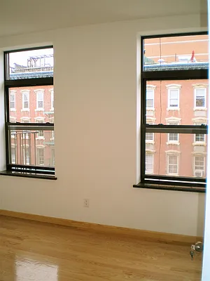 Rented by City Connections Realty | media 69