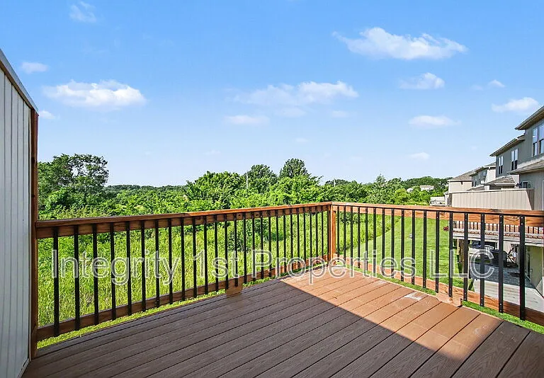 10510 Clubhouse Dr — Photo 6