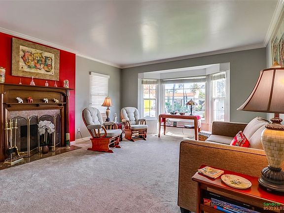 3rd image of 4842 Marlborough Dr
