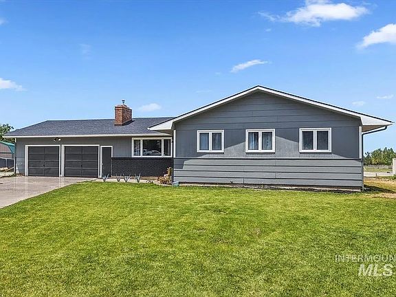3rd image of 107 Rainbow Cir