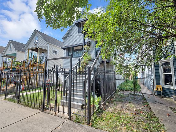 3rd image of 5028 S Talman Ave