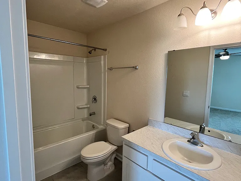 39 Oarsman Crossing Dr — Photo 14