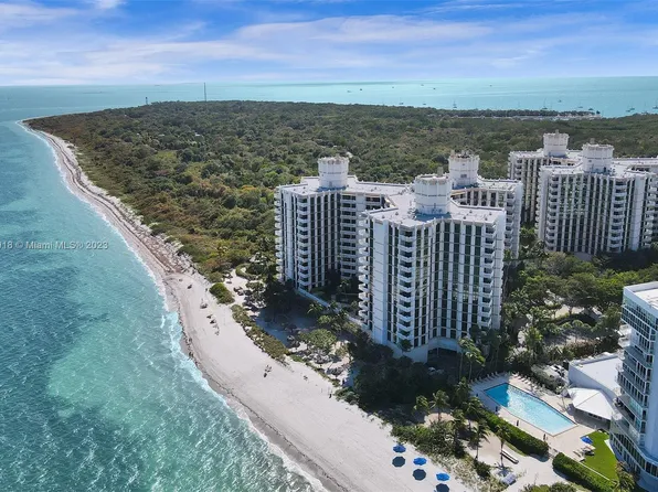 1111 Crandon Blvd APT C207, Key Biscayne, FL 33149