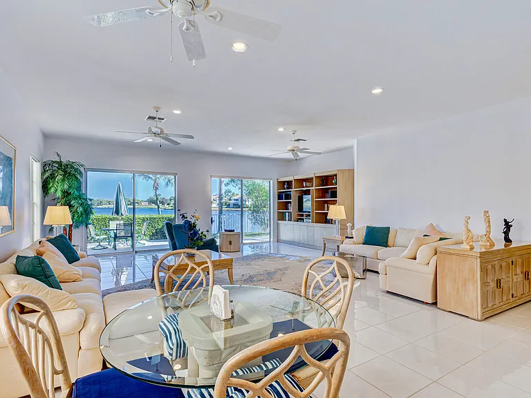 919 Augusta Pointe Dr — Photo 19
