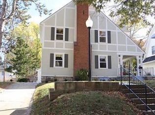 5907 Oak St, Kansas City, MO 64113