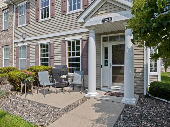 1246 Chateau Ave #409, Maplewood, MN 55109
