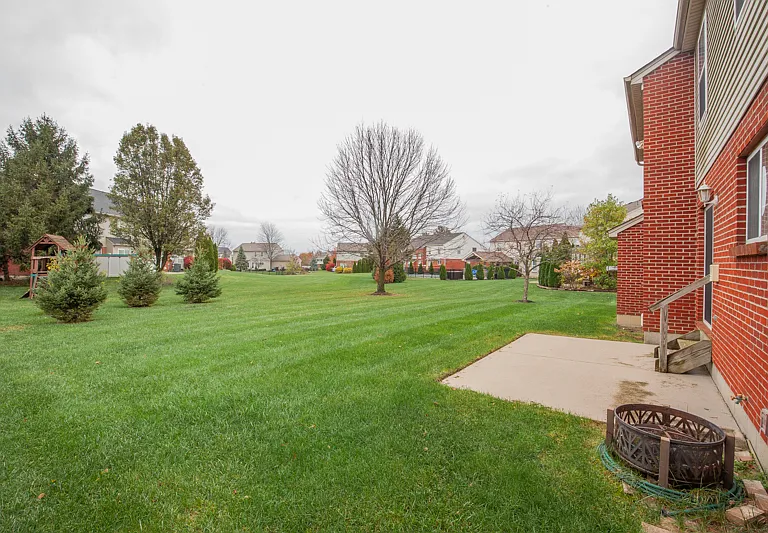 7763 Hunters Trl — Photo 37