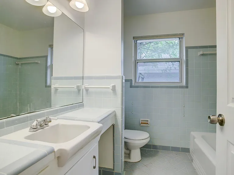 3807 Murworth Dr — Photo 10
