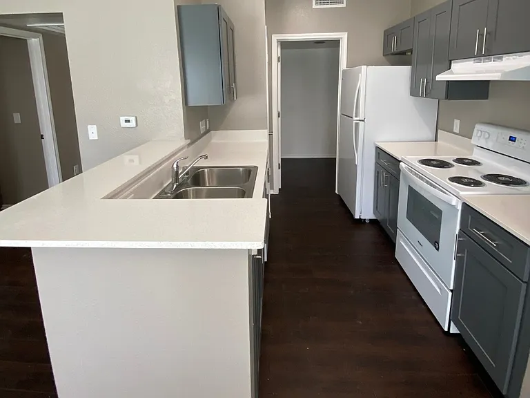 Unit kitchen